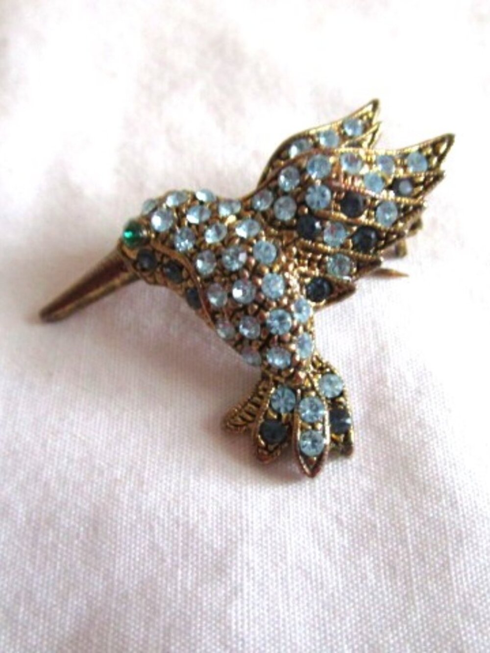Vintage Very Small Hummingbird Pin Blue Rhinestones